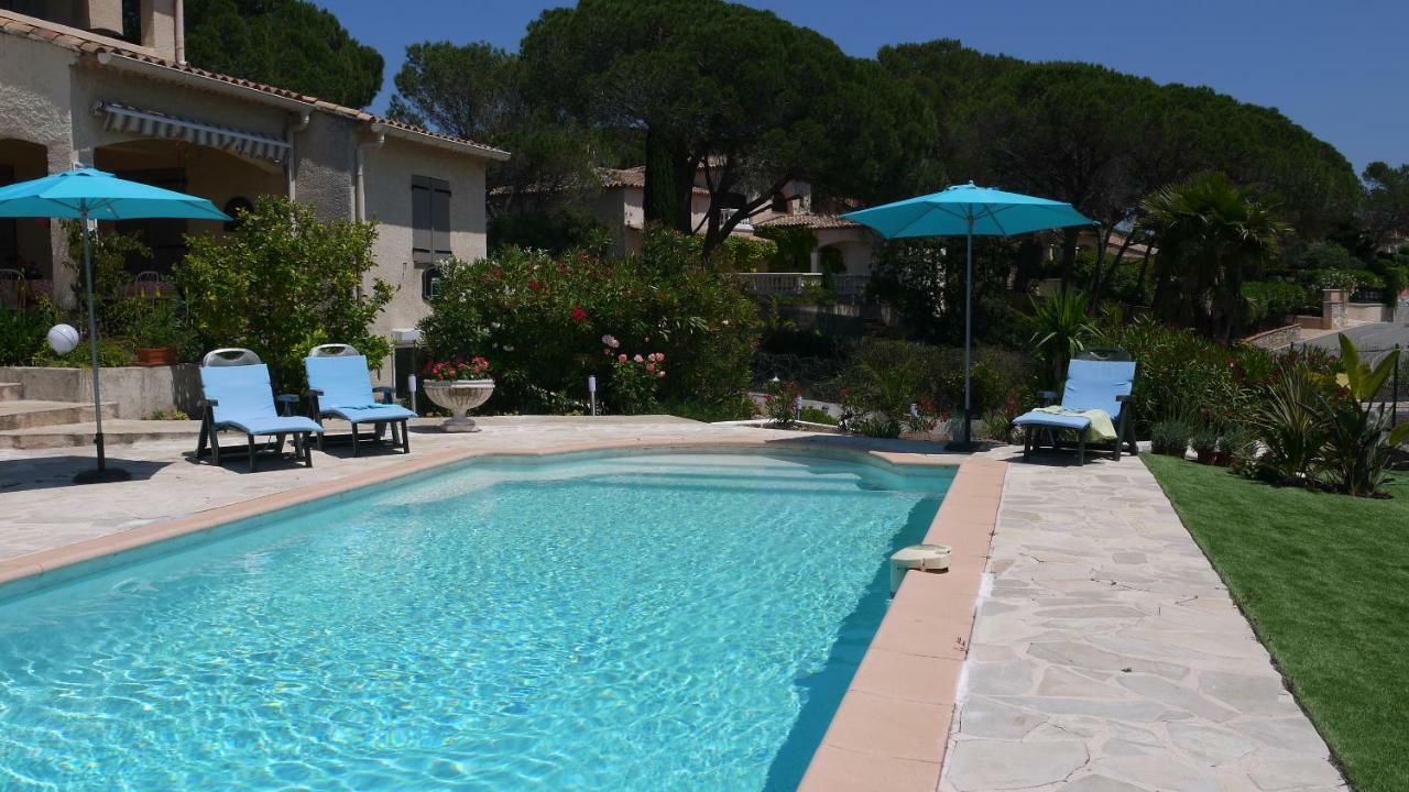Grand Appartement Dans Maison Avec Piscine Privee Fréjus Eksteriør billede